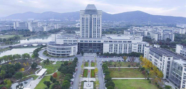 我的大學(xué)-大學(xué)志