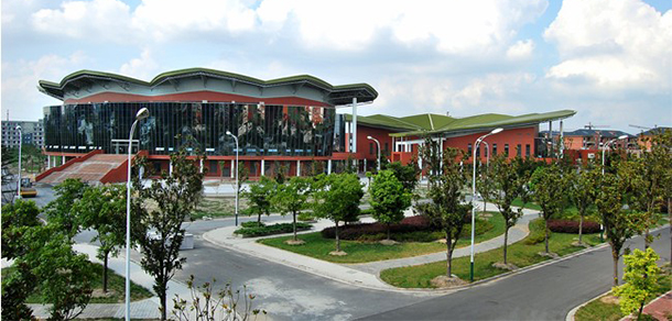 江蘇農(nóng)牧科技職業(yè)學院 - 最美大學