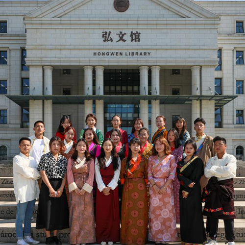 大學(xué)志