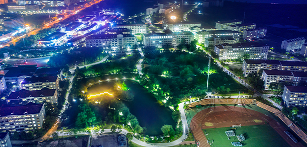 安徽文達信息工程學院 - 最美大學