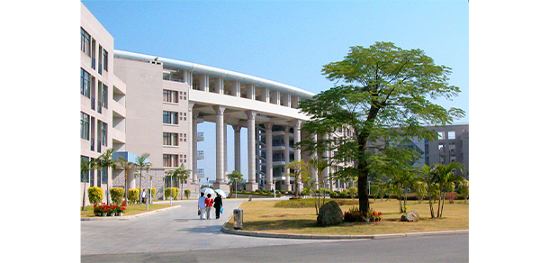 福建醫(yī)科大學 - 最美大學