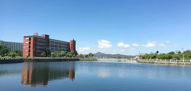 廈門海洋職業(yè)技術學院 - 最美院校