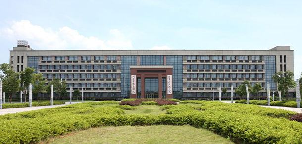 我的大學(xué)-大學(xué)志