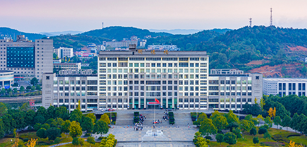我的大學(xué)-大學(xué)志