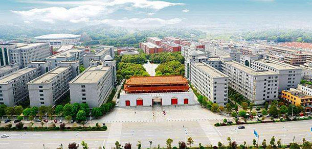 長沙醫(yī)學(xué)院 - 最美大學(xué)