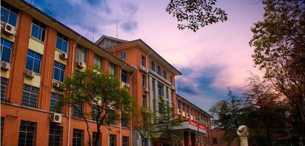 中南大學 - 最美大學