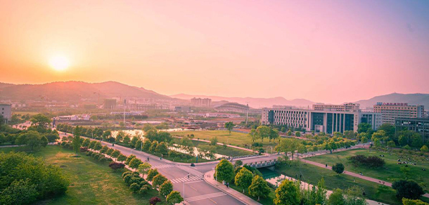 中南大學 - 最美大學