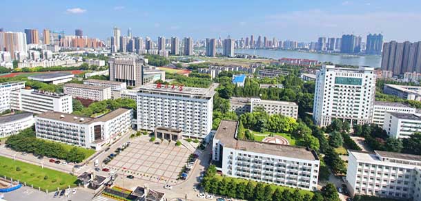 湖北大學 - 最美院校