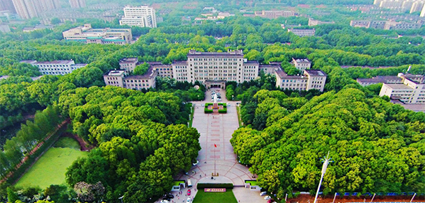 華中科技大學 - 最美大學