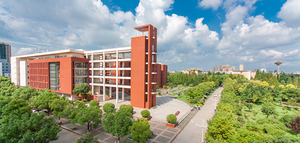 長江大學 - 最美大學