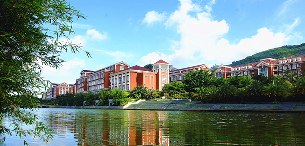 深圳職業(yè)技術大學 - 最美院校
