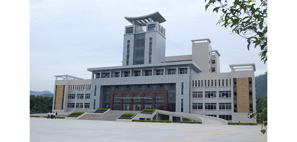 揭陽職業(yè)技術(shù)學院 - 最美大學