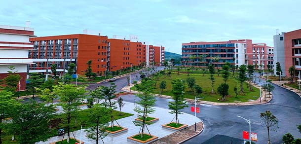 廣西醫(yī)科大學 - 最美院校