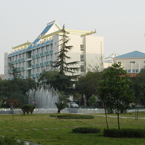 西南民族大學-大學文化