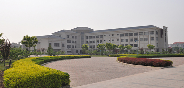 南開(kāi)大學(xué)濱海學(xué)院 - 最美大學(xué)