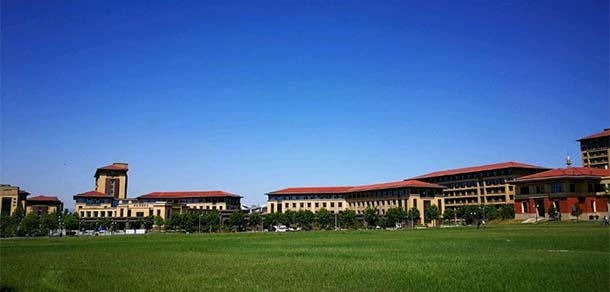 太原理工大學 - 最美院校